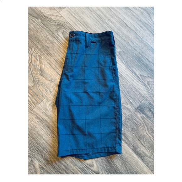 Hurley Other - Men Hurley swim / skate shorts size 30 lightweight